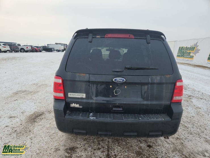 2012-ford-escape-xlt-image-21