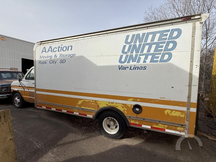 1985-ford-e350-image-2