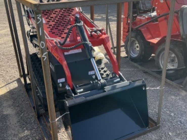 2025-agt-ysrt14-skid-steer-image-1