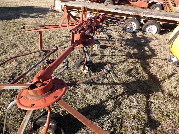 hesston-3717-image-8