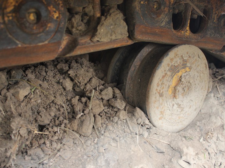 caterpillar-d5k-image-12