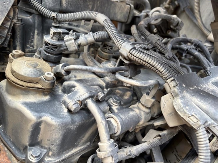 2018-case-580sn-image-57