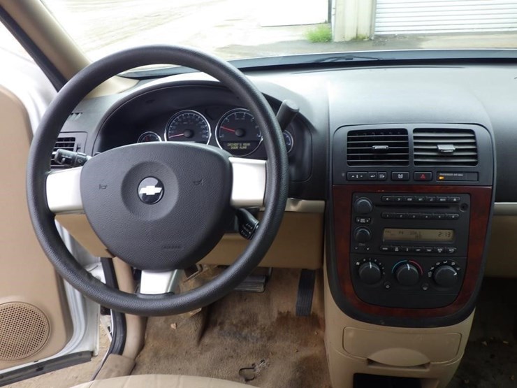 2008-chevrolet-uplander-image-9