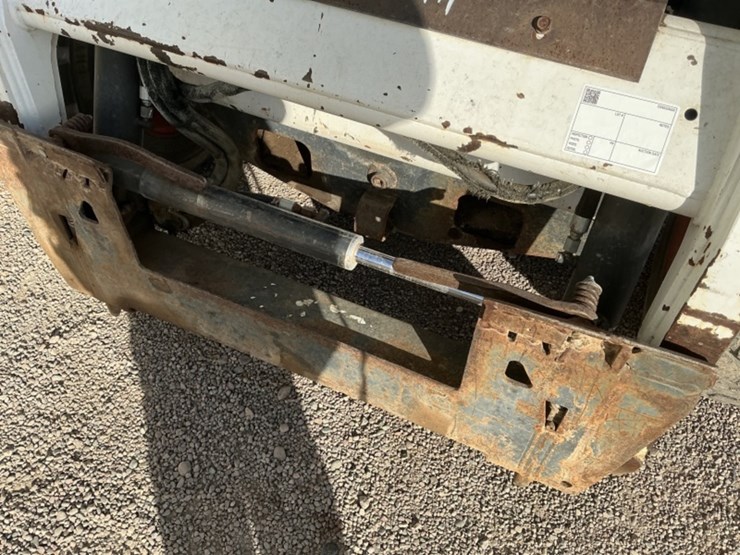 bobcat-s150-image-15