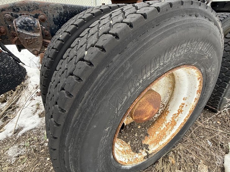 1983-freightliner-800-coe-image-10