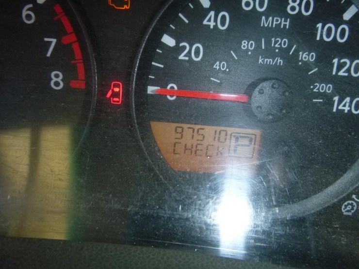 2016-nissan-frontier-image-21