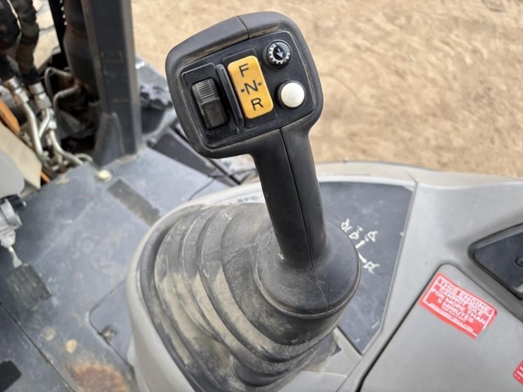 2018-case-580sn-image-43