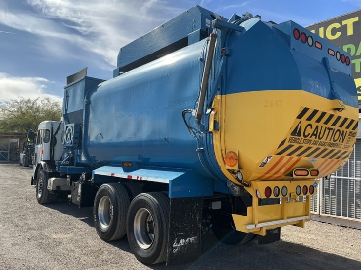 2018-peterbilt-520-image-7