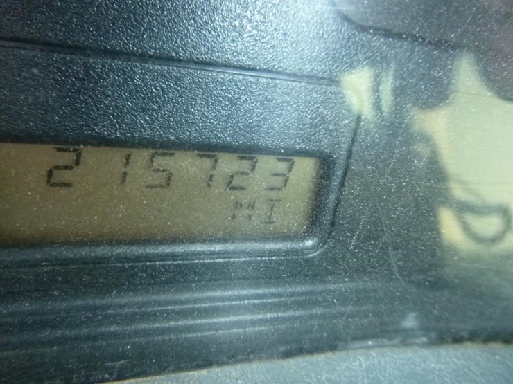 2004-international-7400-image-41