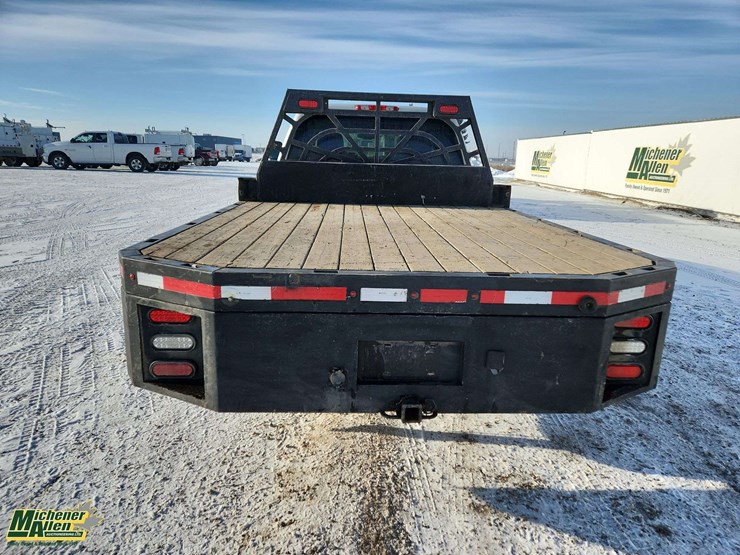 2013-gmc-sierra-3500hd-image-23