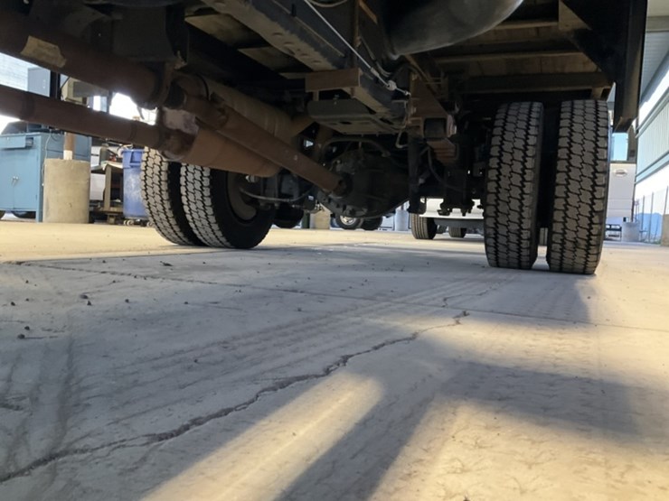 2013-ford-f450-image-28