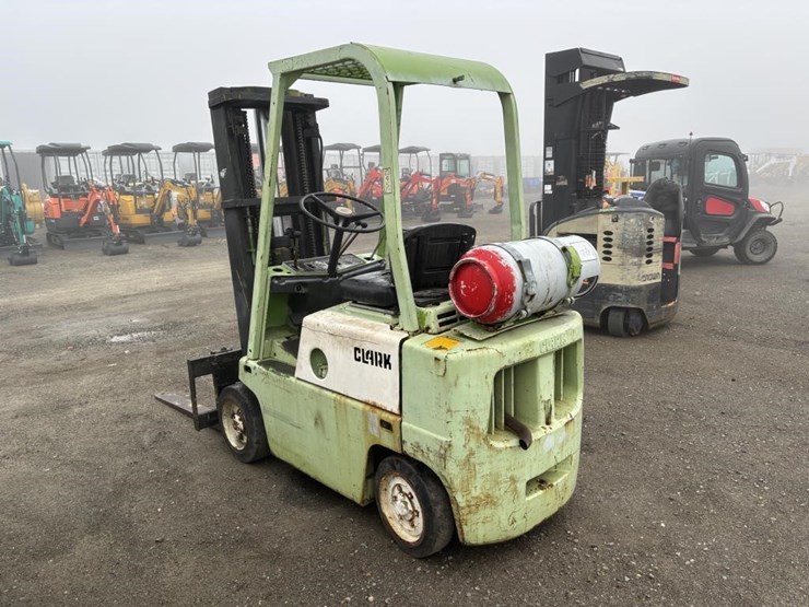 clark-c500-forklift-image-4