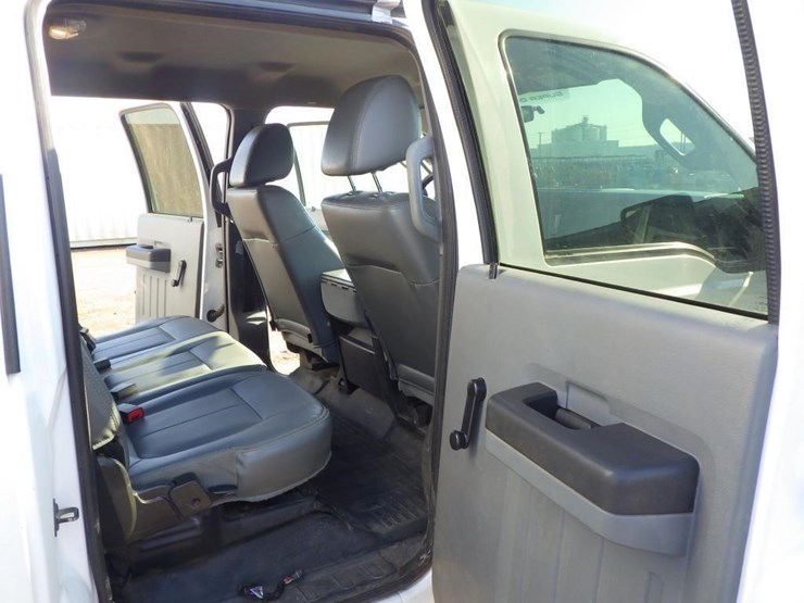 2012-ford-f550-image-8