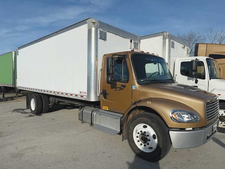 2021-freightliner-m2-106-image-1