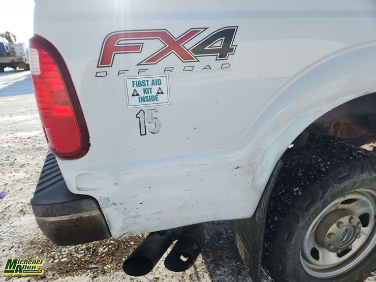 2015-ford-f350-sd-image-46