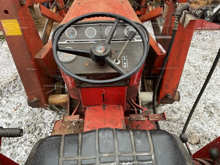 (inv.50089)-international-i464-tractor-loader,-40-hp,-pto,-meter-shows-11,375-hours,-runs-image-8