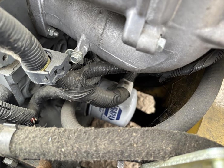 2017-yale-glc120vxntge100-forklift-image-36