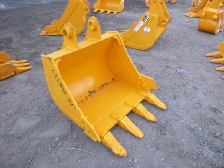 caterpillar-305-image-2