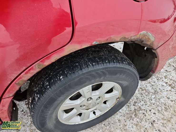 2011-mazda-tribute-image-39