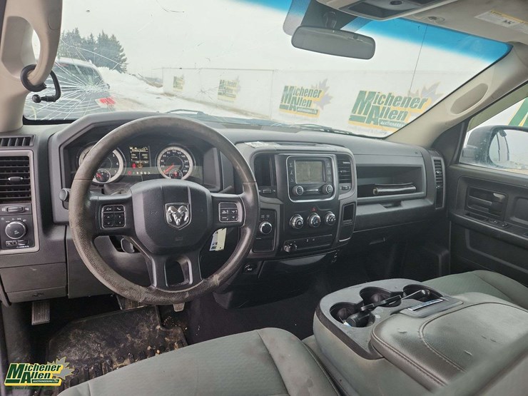 2017-dodge-1500-image-19