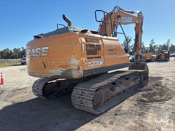 2022-case-cx220e-hydraulic-excavator-image-3