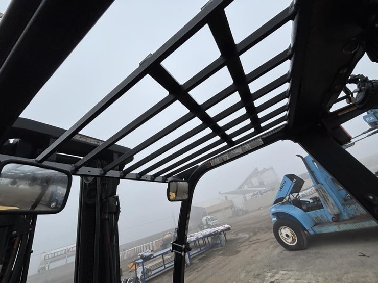 2017-yale-glc120vxntge100-forklift-image-27