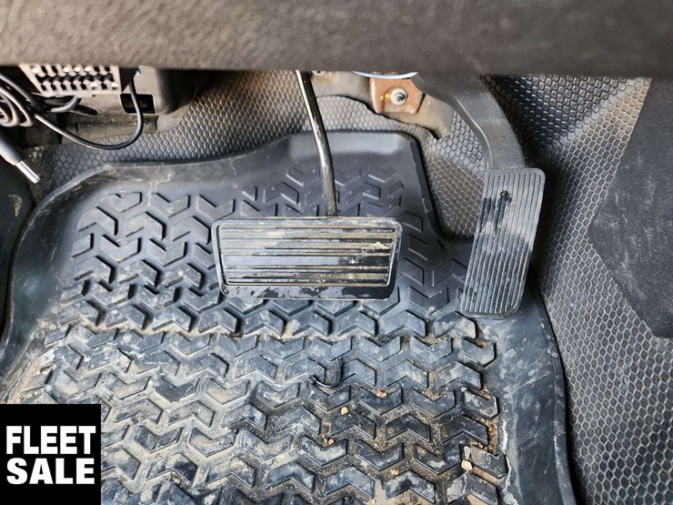 2013-chevrolet-silverado-1500-lt-image-15