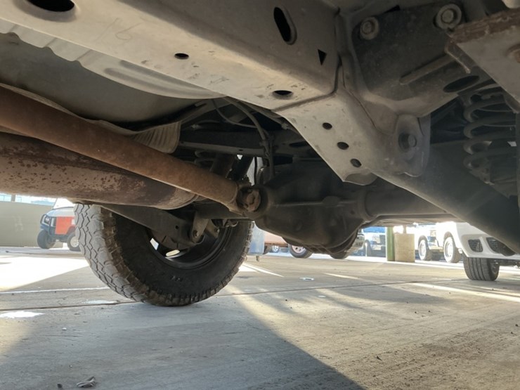 2004-jeep-grand-cherokee-image-27