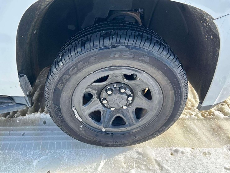 2020-chevrolet-tahoe-image-24