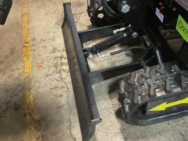 (inv.50006)-new-unused-miva-va15-mini-excavator,-13.5-hp-gas-engine,-pilot-controls,-aux.-hydraulic-image-7