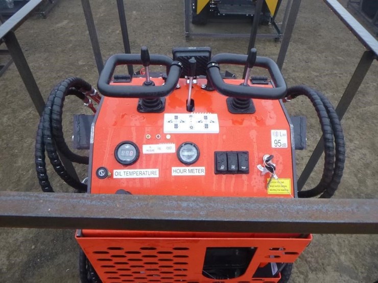 2025-agt-ysrt14-skid-steer-track-loader-image-12