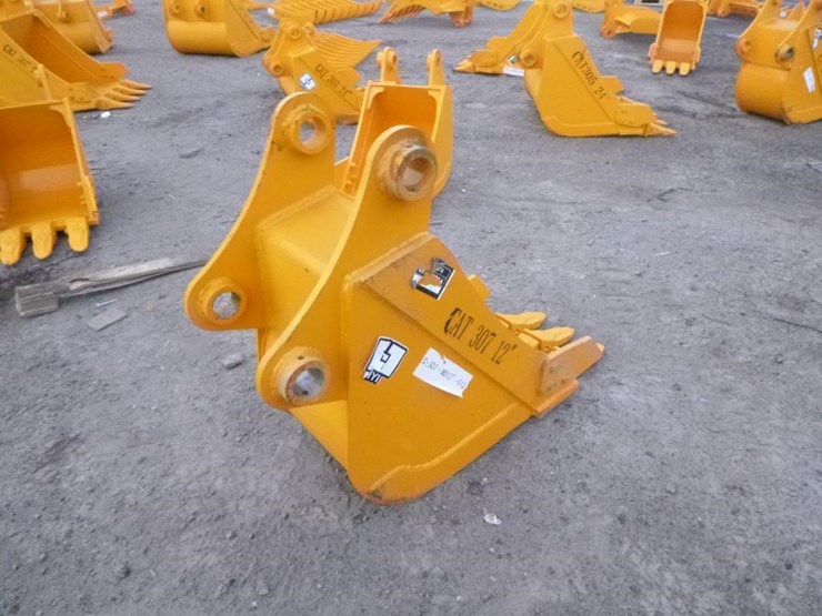 caterpillar-307-image-3