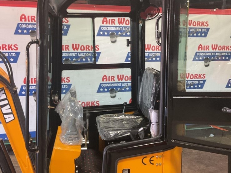 (inv.50040)-2025-miva-va13c-mini-excavator,-13.5-hp-gas-engine,-aux.-hydraulics,-blade,-15"-bucket-image-12