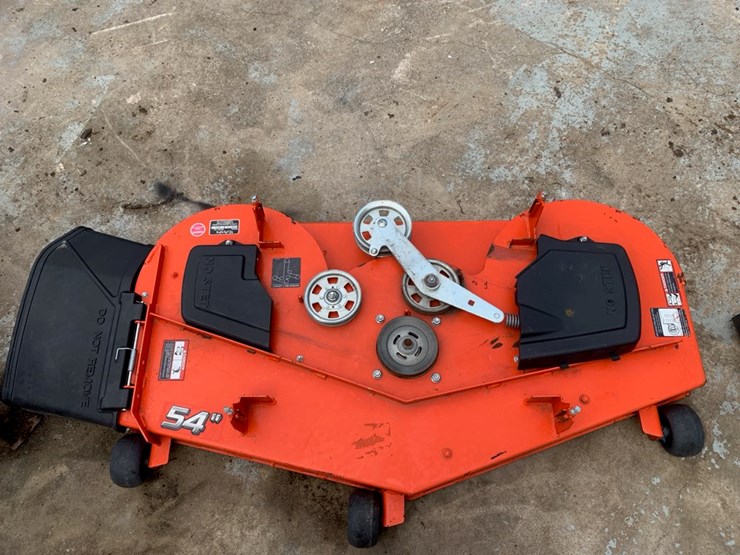 #4401-•-54"-kubota-lawn-mower-deck-image-2