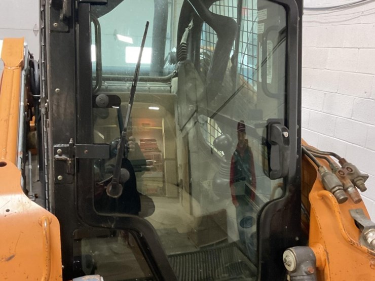 2012-case-tv380-image-17