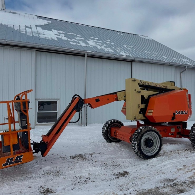 2013 JLG 340AJ