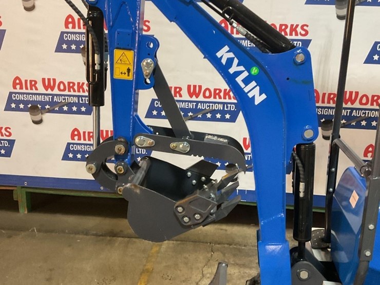 (inv.50010)-new-unused-kylin-kn12-mini-excavator,-14-hp-gas-engine,-manual-thumb,-16"-bucket,-blade-image-15