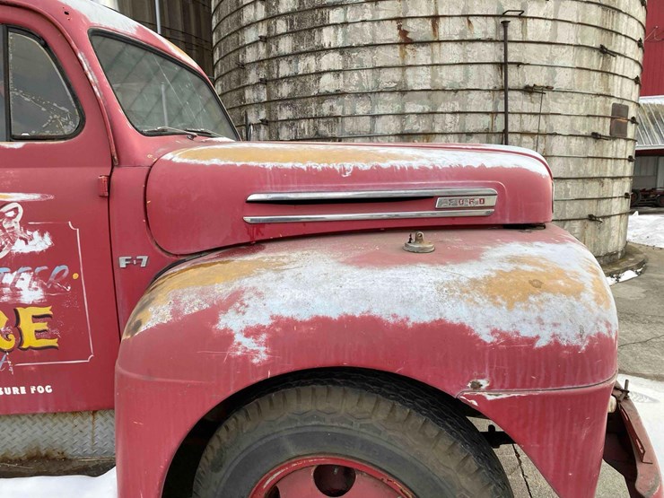 1949-ford-f7-firetruck-image-8