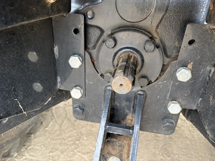 2021-new-holland-workmaster-25-image-14