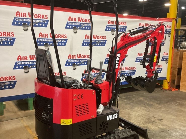 (inv.50009)-new-unused-miva-va13-mini-excavator,-13.5-gas-engine,-manual-thumb,-15"-bucket,-blade-image-13