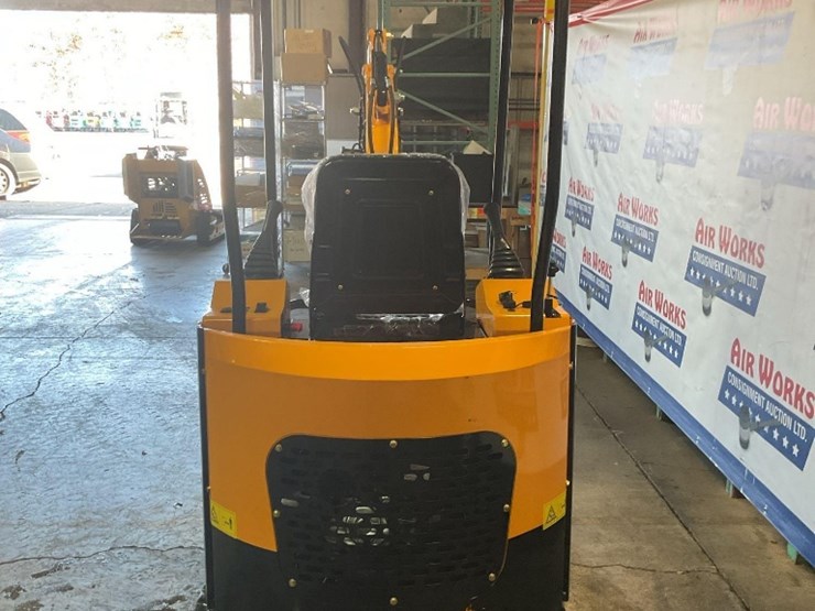 (inv.50033)-new-unused-miva-va15-mini-excavator,-13.5-hp-gas-engine,-aux.-hydraulics,-15"-bucket,-image-4