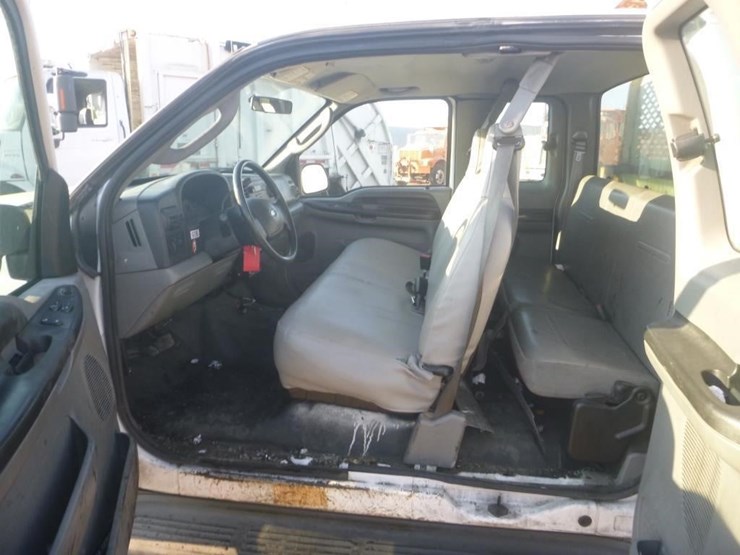 2005-ford-f250-image-7