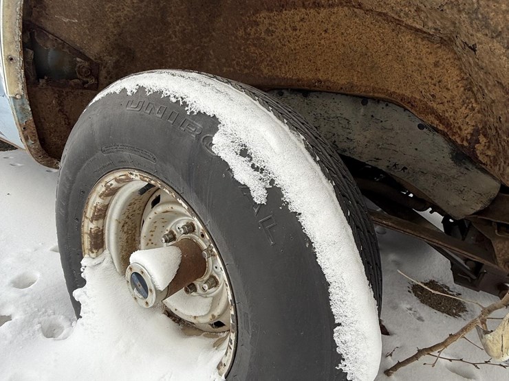 1983-chevrolet-suburban-image-15