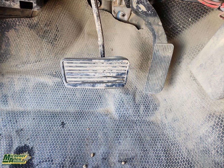 2013-gmc-sierra-3500hd-image-15