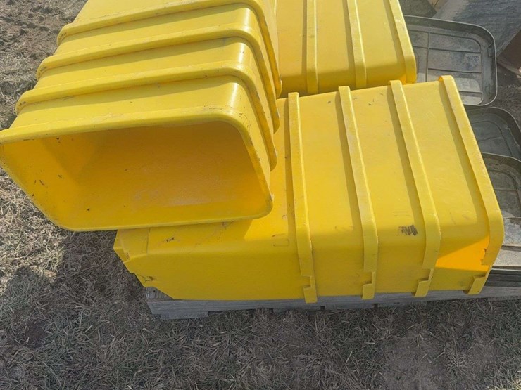 john-deere-12-image-1