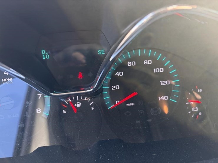 2017-chevrolet-traverse-image-13