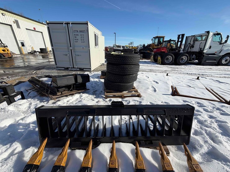 kc-rock-bucket-image-4