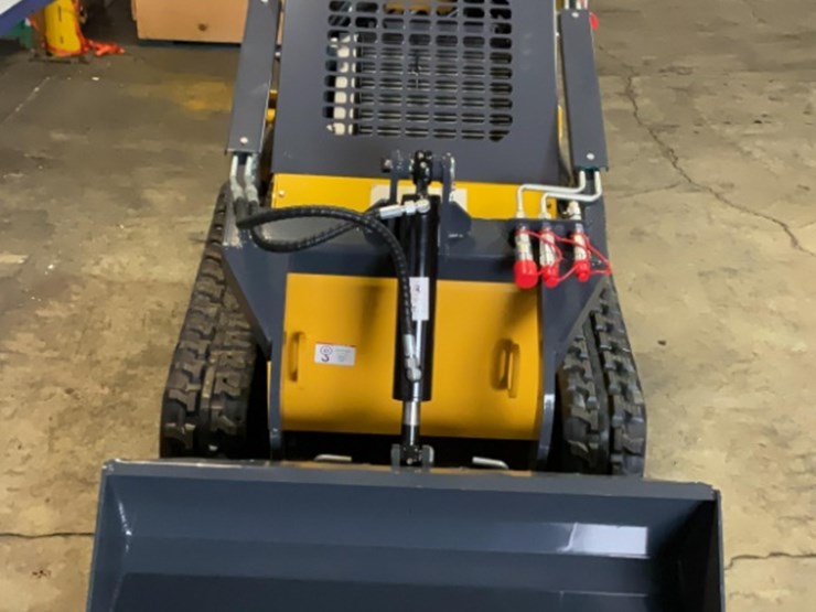 (inv.50098)-new-unused-cjg-zj-380-compact-track-loader,-27-hp-gas-engine,-aux.-hydraulics,-gp-bucket-image-6