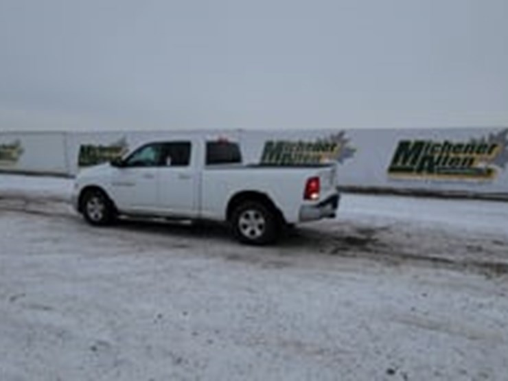 2011-dodge-1500-image-5