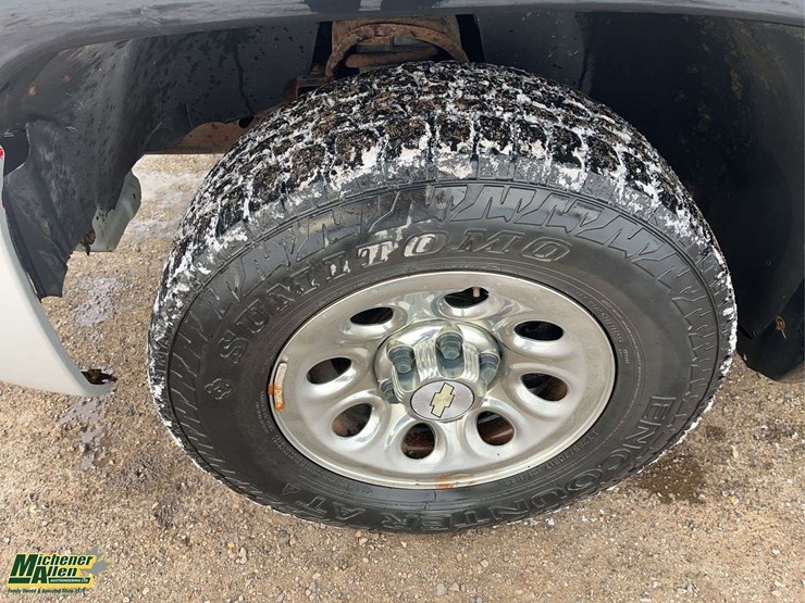 2010-chevrolet-silverado-1500-image-10